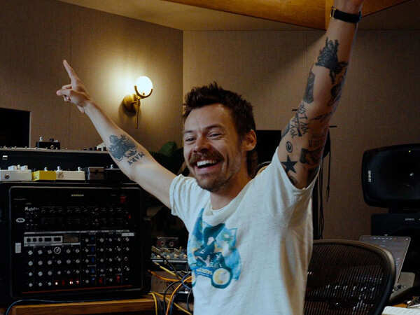 Harry Stylesâ top 5 songs that defined an era of pop