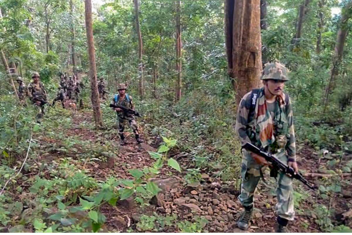 Saranda Strike: Top Maoist Leader Anal Da With Rs 1 Crore Bounty & 14 Others Eliminated