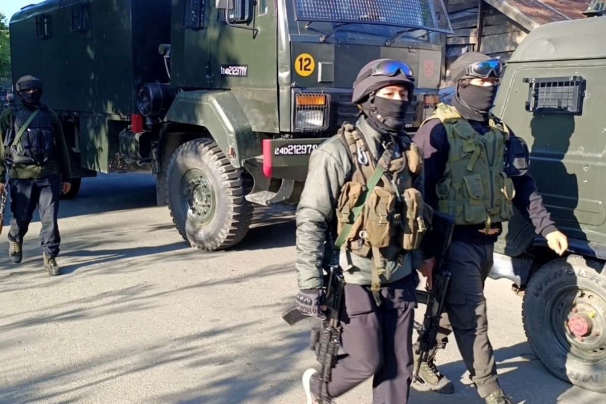 Jaish Terrorists Trapped As Fresh Encounter Breaks Out In Kishtwar