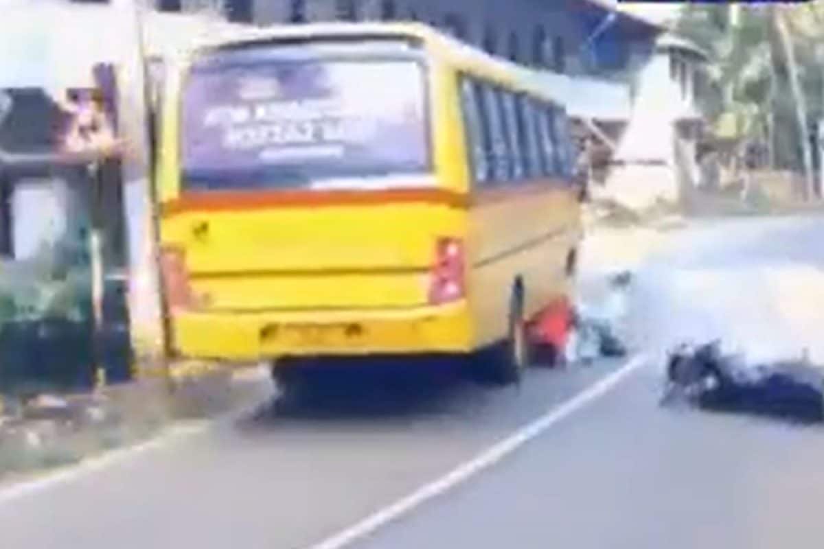 Kerala Student Narrowly Escapes Death As Bus Stops Inches Away From His Head | Video