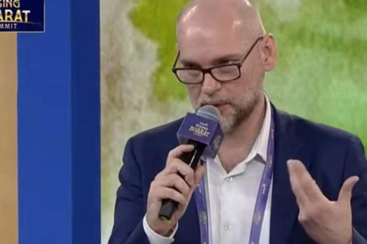 ‘Need Nerves Of Steel To Let Military Lead’: Historian Praises Political Leadership For Op Sindoor ‘Need Nerves Of Steel To Let Military Lead’: Historian Praises Political Leadership For Op Sindoor