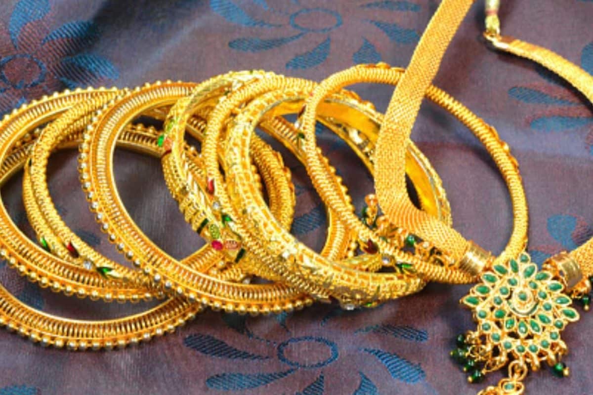 Gold Loan Scam: PNB Manager Accused Of Stealing Customers’ Gold Worth Rs 6.5 Crore Gold Loan Scam: PNB Manager Accused Of Stealing Customers’ Gold Worth Rs 6.5 Crore