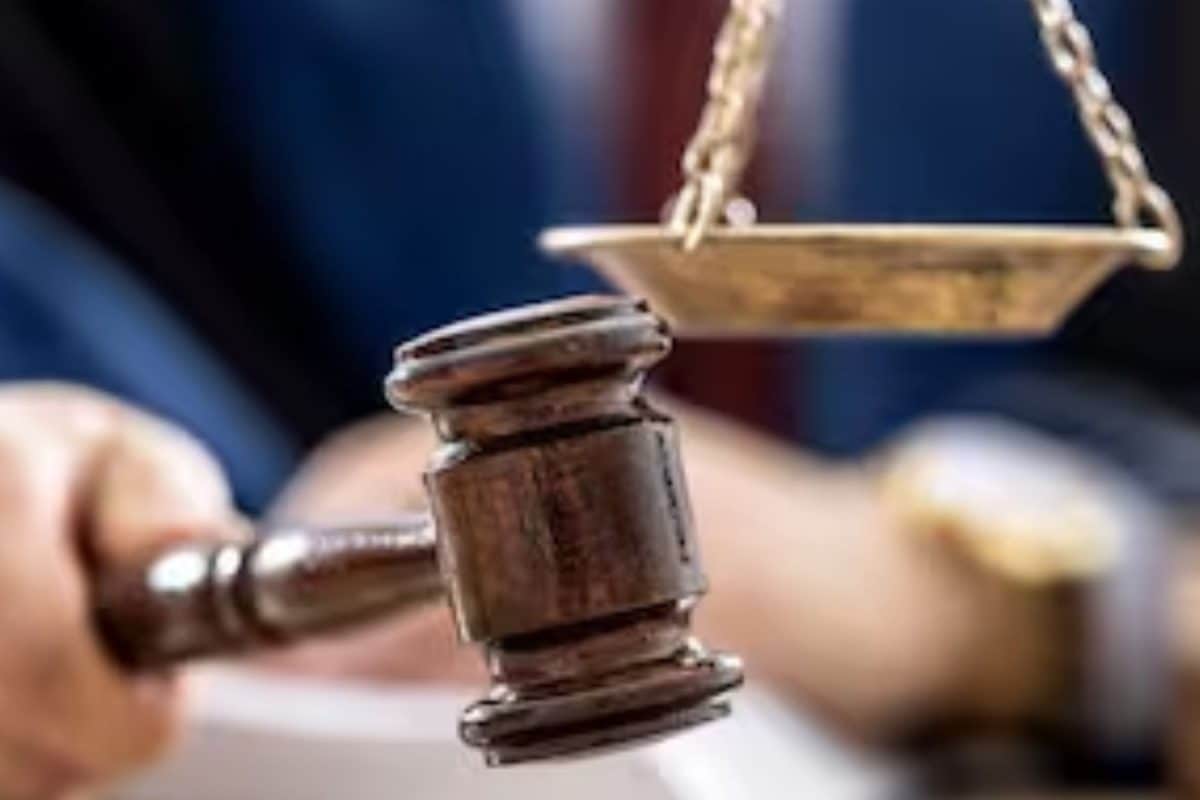 ‘Not A Platform For Emotional Display’: MP High Court Chides Man For Bringing Foetus To Hearing