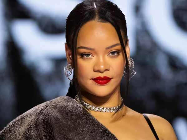 Woman Arrested After Firing Shots at Rihannas LA Home