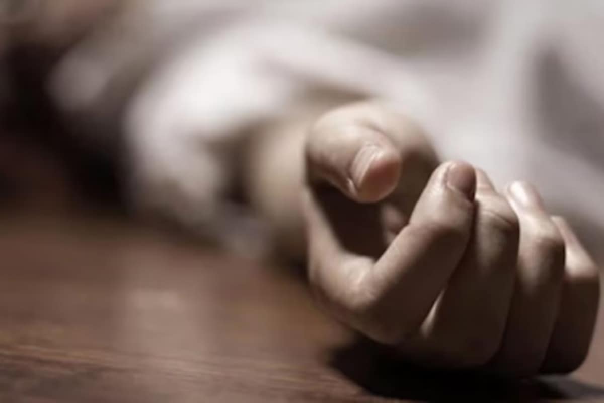 Two Killed After Speeding Car Crashes Into Divider In Gujarat’s Jetpur