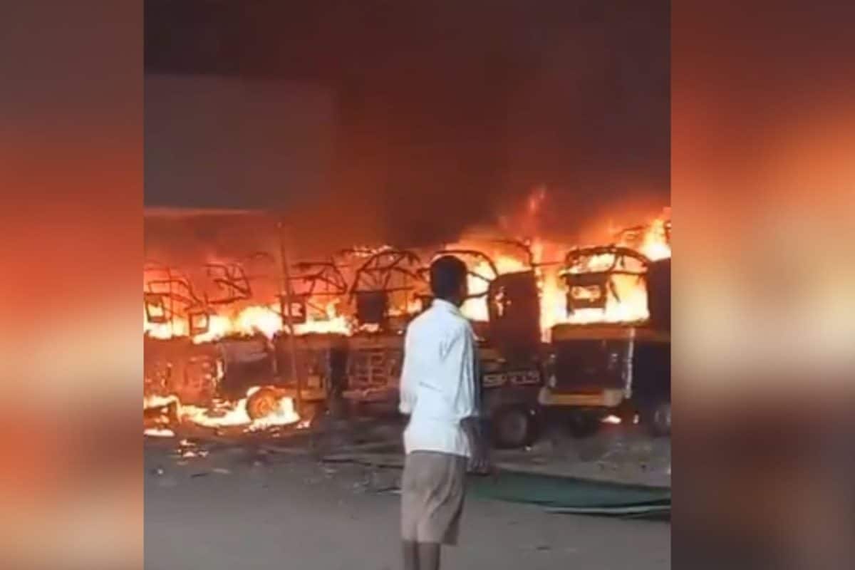 Massive Fire Engulfs Eight Auto-Rickshaws In Ghatkopar East, No Injuries Reported