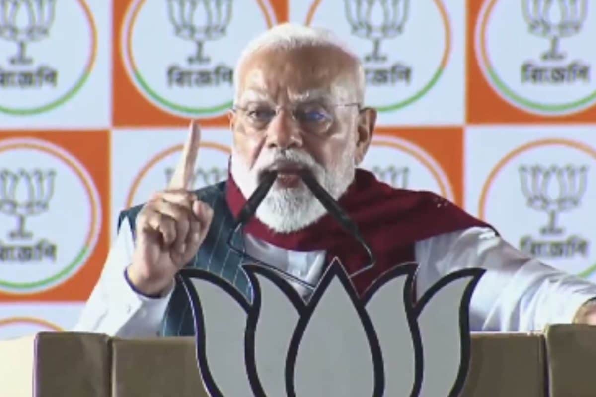 ‘Jobs Going To Illegal Immigrants’: PM Modi Says Locals Being Forced To Migrate At Medinipur Rally