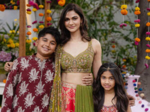 Allu Arjunâs wife Sneha Reddy climbs Tirumala steps with kids Ayaan and Arha