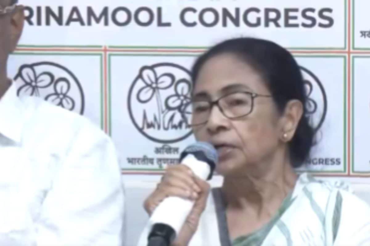 ‘I Am A Free Bird Now’: Mamata Banerjee’s Emotional Address After Bengal Poll Defeat