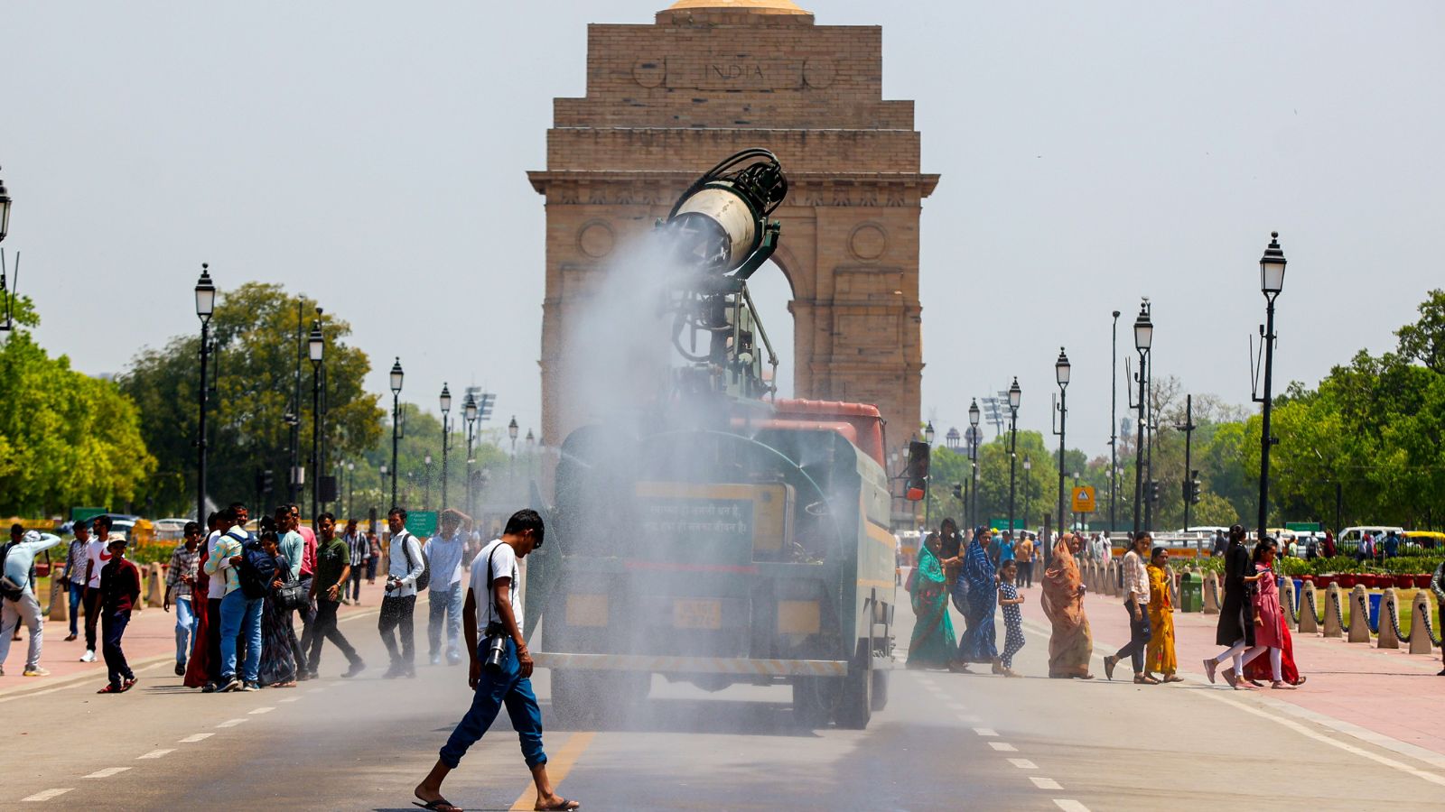 Heatwave Watch: Delhi, North India Swelter In Extreme Heat With No Respite In Sight