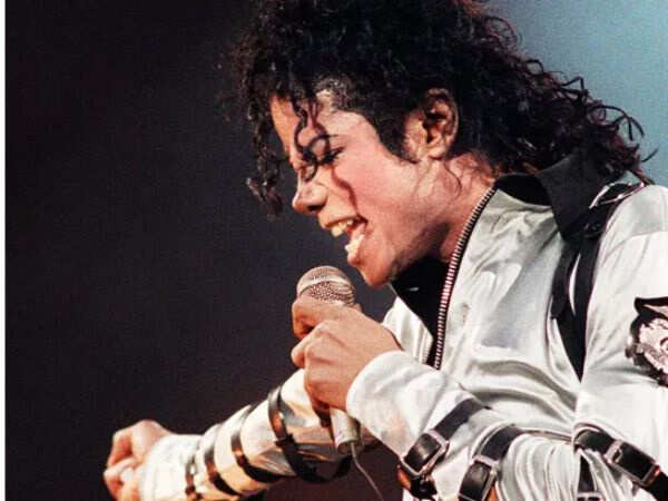 Michael Jackson Ranks As The 1 Artist in The World on Streaming 17 Years After His Death