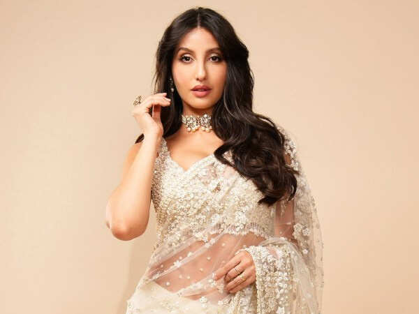 Sarke Chunar Row: Nora Fatehi Apologises to NCW Promises to Sponsor Education of Orphaned Girls
