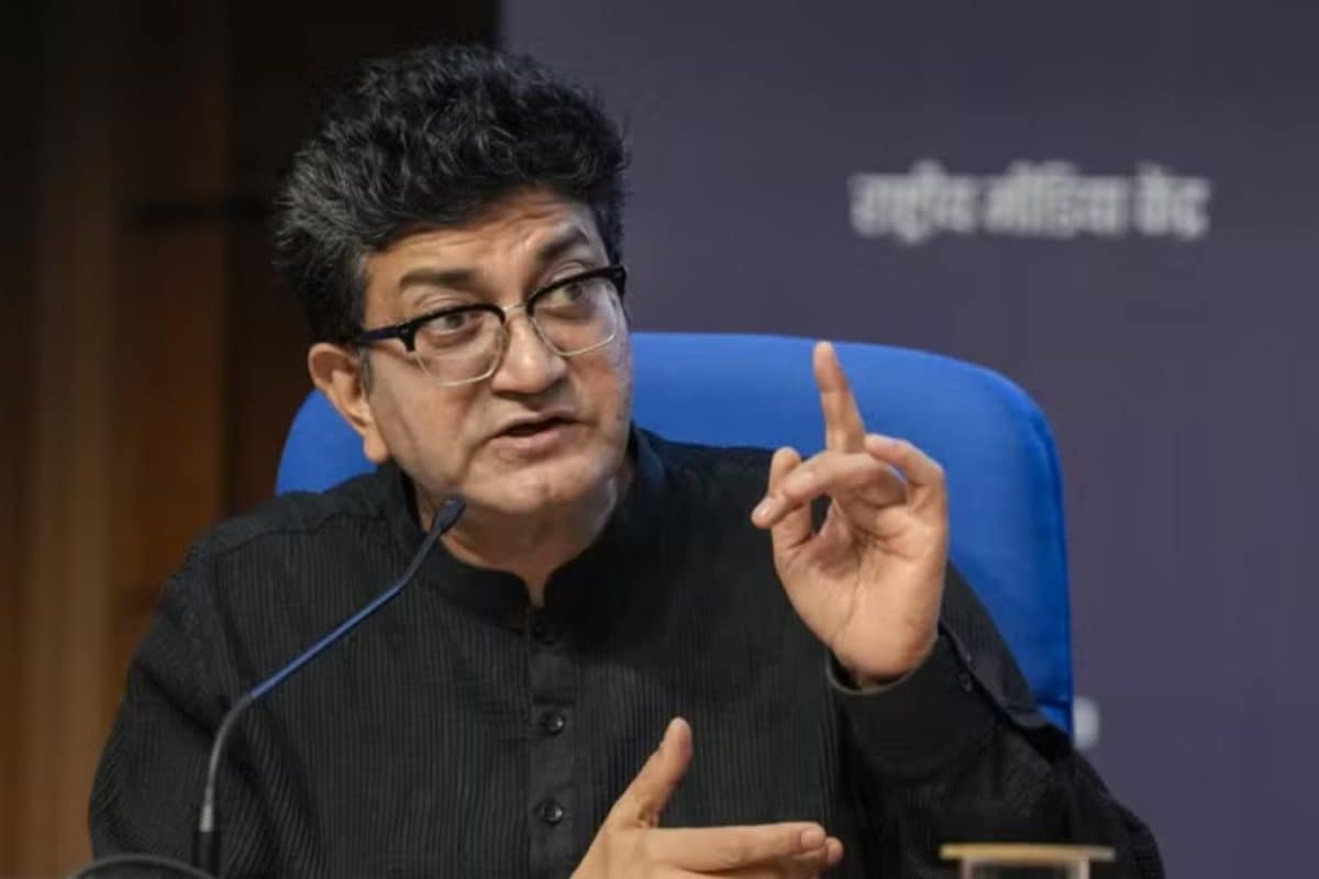 Centre Appoints Prasoon Joshi As Chairman Of Prasar Bharati: ‘Rare Creative Spirit’