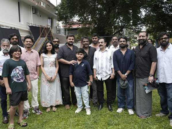 Sangeeth Prathap Mamitha Baiju Team Up For Dinoy Pauloseâs Directorial Debut