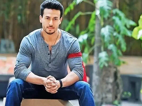 Gunshots Fired at Tiger Shroff and His Driver Actor Narrowly Escapes Driver Reportedly Injured